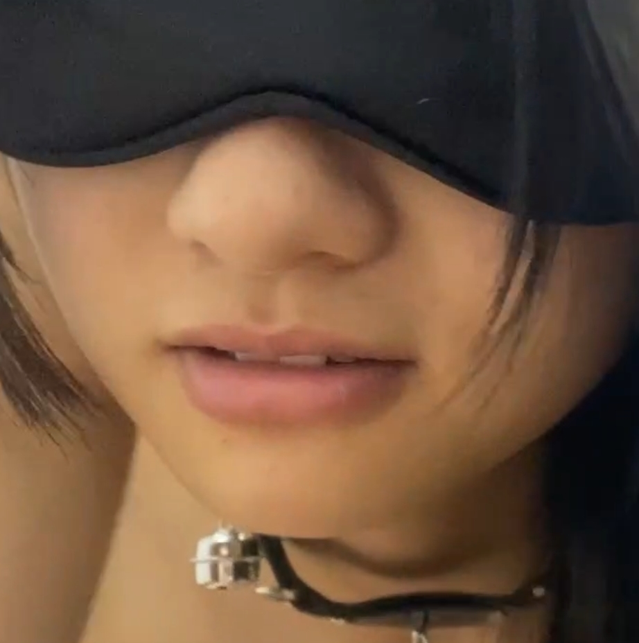 百度指教妹子Daifu董莹莹黑丝私藏9v5.5g黑丝美白