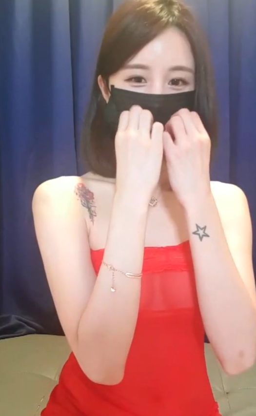 抖音gkdlzz47热舞合集38部12.6G收藏必备