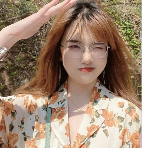 推特反差婊砸私房实录201V4.41G疯狂实录