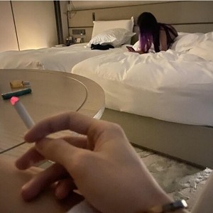 某推GZ哥酒店密拍合集21V525M深夜狂欢