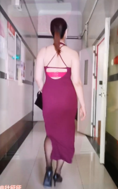 健身达人壮征征热辣视频合集35V5.39G蜜桃臀杀疯了