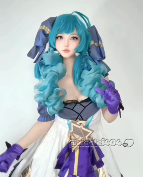 希尔薇热舞视频72部3.51G合集太顶了