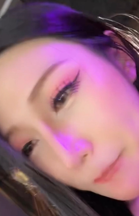 冯可桔虎牙1v1定制视频1部3.18G太诱惑了