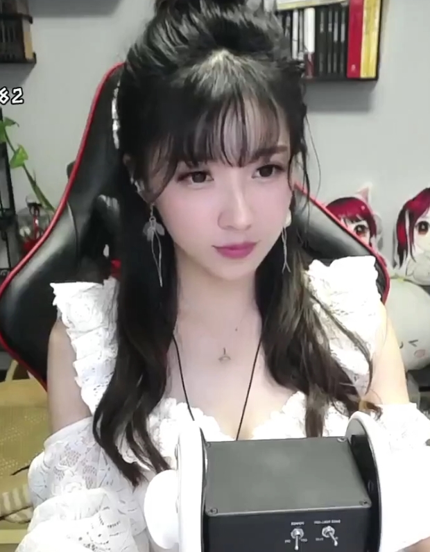 斗鱼小女巫露37.4G眼镜娘系列纯纯的