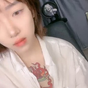 热舞纹背妹24部20.5G优质反差