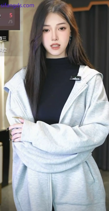 抖音嫚颜热舞4V1.11GB腿控福音