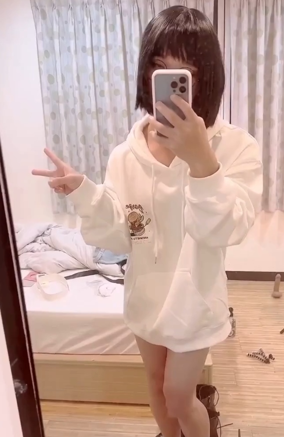 TS伪娘Aroma绝赞1V495MB漫画比例