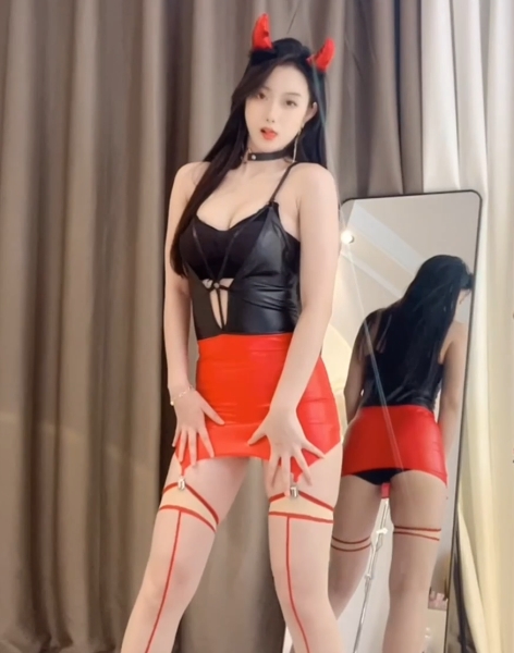 圈圈吖抖馒头定制舞合辑21.7G纯欲顶配