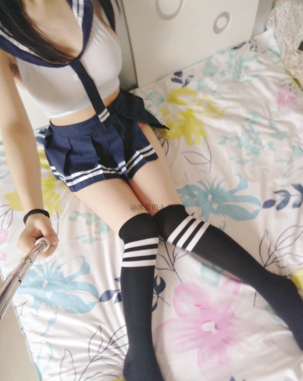 虎牙超人气优质老牌美女童颜巨兔学生服COS浮力姬（秦艽小彩虹）最新散播完整合集