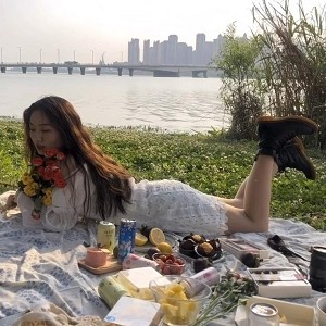 私房俱乐部雅璇迷玩全过程1V1.3G高冷系花婚前秘事