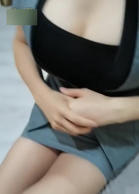 丰满女经理酒店密谈视频1V600M白嫩对话太有梗了