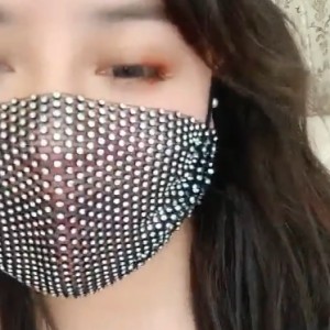 巨无霸猫猫直播视频1部1.75G丰满压迫感直接拉满