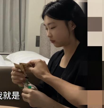 105G成昆4K探花合集16部某房优质嫩妹白月光