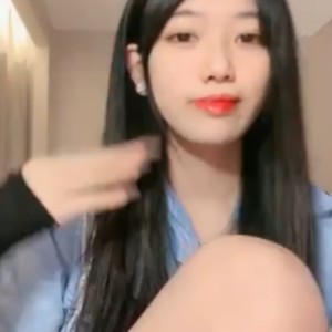 某音阿楚私拍辣舞12V10G身子太润了