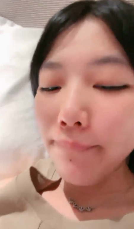 某音阿楚私拍辣舞12V10G身子太润了