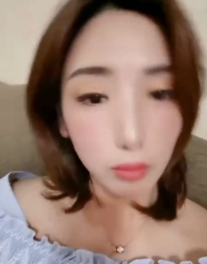 清纯反差G奶女神9部私密圈超美互动洗澡1.1G太丰腴