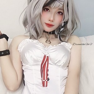 梦幻尤物DreamlikeUwU绝美典藏12套三人游39P+35V5.36G