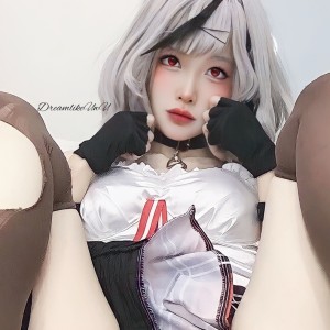 梦幻尤物DreamlikeUwU绝美典藏12套三人游39P+35V5.36G